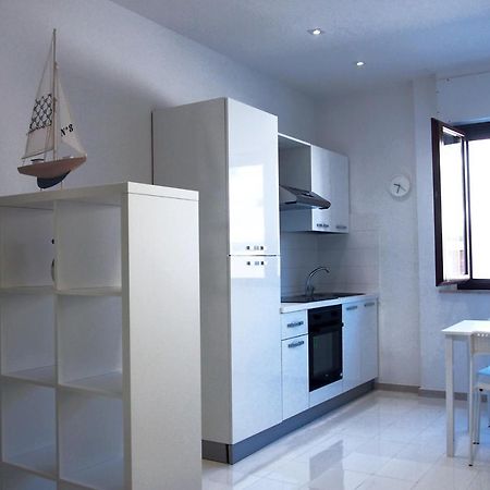 Le Rose Beach & Suites Appartamenti Fronte Mare A Villarosa Martinsicuro Bagian luar foto