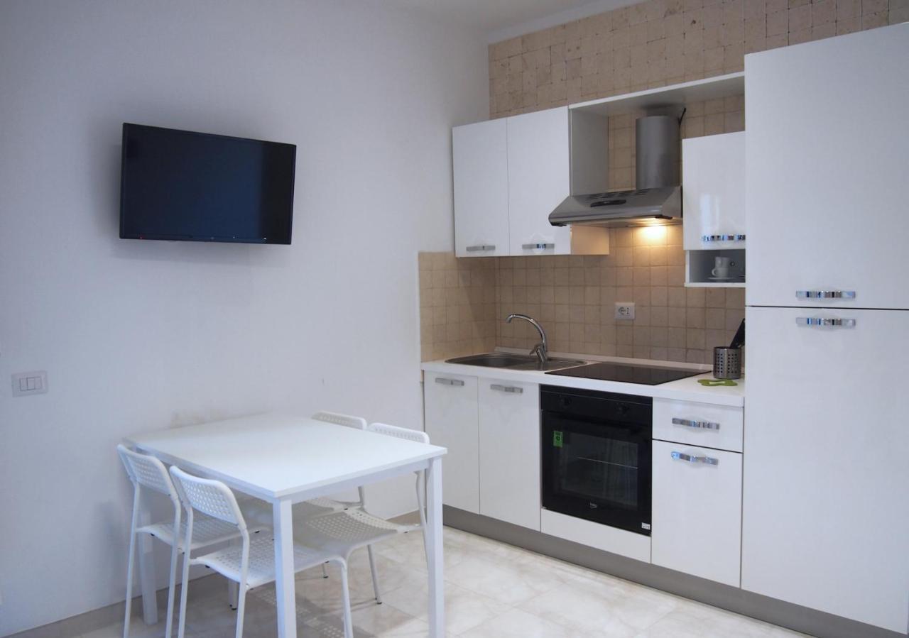 Le Rose Beach & Suites Appartamenti Fronte Mare A Villarosa Martinsicuro Bagian luar foto